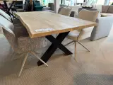 Eettafel met zwart metalen X-poot naturel – foto 2 – kavel bij Onlineveilingmeester, Joure
