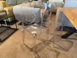 Set van 4 eetkamerstoelen doorzichtig – foto 3 – kavel bij Onlineveilingmeester, Joure