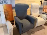 Relaxfauteuil, elektrisch verstelbaar grijs – foto 2 – kavel bij Onlineveilingmeester, Joure