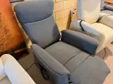 Relaxfauteuil, elektrisch verstelbaar grijs – foto 7 – kavel bij Onlineveilingmeester, Joure