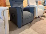 Relaxfauteuil, elektrisch verstelbaar grijs – foto 8 – kavel bij Onlineveilingmeester, Joure