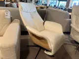 Relaxfauteuil, elektrisch verstelbaar, design wit – foto 3 – kavel bij Onlineveilingmeester, Joure