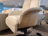 Relaxfauteuil, elektrisch verstelbaar, design wit – foto 7 – kavel bij Onlineveilingmeester, Joure