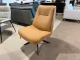 Fauteuil bruin – foto 3 – kavel bij Onlineveilingmeester, Joure