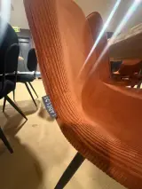 Set van 6 eetkamerstoelen Label51, Jort, rust – foto 5 – kavel bij Onlineveilingmeester, Joure