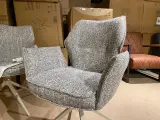Set van 6 eetkamerstoelen AJ Living, Salsa, taupe – foto 4 – kavel bij Onlineveilingmeester, Joure