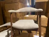Set van 6 eetkamerstoelen AJ Living, Fred, zand – foto 4 – kavel bij Onlineveilingmeester, Joure