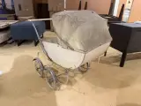 Kinderwagen decoratie créme – foto 4 – kavel bij Onlineveilingmeester, Joure