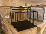 Set van 3 wandrekken zwart – foto 3 – kavel bij Onlineveilingmeester, Joure