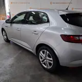 Personenauto, Renault, Megane, 2019 – foto 10 – kavel bij Domeinen Roerende Zaken, Soesterberg