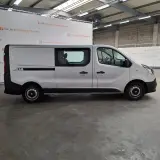 Bedrijfsauto, Renault, Trafic, 2018 – foto 4 – kavel bij Domeinen Roerende Zaken, Soesterberg