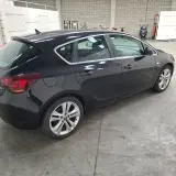 Personenauto, Opel, Astra, 2.0 CDTi Sport, 2010 – foto 8 – kavel bij Domeinen Roerende Zaken, Soesterberg