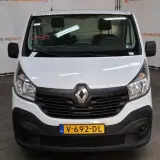 Bedrijfsauto, Renault, Trafic, 2017 – foto 2 – kavel bij Domeinen Roerende Zaken, Soesterberg