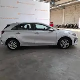 Personenauto, Kia, Ceed, 2019 – foto 4 – kavel bij Domeinen Roerende Zaken, Soesterberg