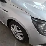 Personenauto, Renault, Megane, 2018 – foto 6 – kavel bij Domeinen Roerende Zaken, Soesterberg