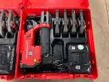 3x Accu-persmachine met persbekken en opladers in koffer Rothenberger – foto 2 – kavel bij Onlineveilingmeester, Hoogeveen
