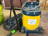 Partij industriële stofzuigers en diverse bouwmaterialen – foto 4 – kavel bij Onlineveilingmeester, Hoogeveen