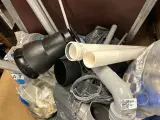Partij PVC afvoerbuizen, hulpstukken en installatiemateriaal – foto 6 – kavel bij Onlineveilingmeester, Hoogeveen