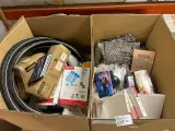 Partij diversen w.o. fietsbanden en woonaccessoires – kavel bij Onlineveilingmeester, Hoogeveen