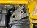 2x REMS accu-perstangen met persbekken, 4x metalen transportkoffers – foto 4 – kavel bij Onlineveilingmeester, Hoogeveen