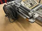 Partij hang- en sluitwerk, deurbeslag en diversen – foto 4 – kavel bij Onlineveilingmeester, Hoogeveen