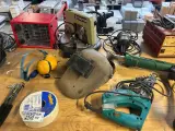 Elektrisch gereedschap, zaagmachine, acculader en diverse handgereedschappen W.o. Makita, Stanley, FERM – foto 3 – kavel bij Onlineveilingmeester, Hoogeveen