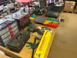 Partij gereedschap, gereedschapskoffers, bevestigingsmaterialen W.o. Bosch, Wolfcraft – kavel bij Onlineveilingmeester, Hoogeveen