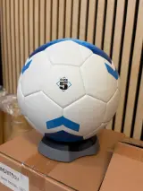 8x Slimme voetbal met bewegingssensoren maat 5 met oplader en kabel, INSAIT JOY – foto 4 – kavel bij Onlineveilingmeester, Hoogeveen