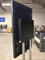Samsung OM46N 46 inch professioneel scherm inclusief vloerstatief – foto 3 – kavel bij Onlineveilingmeester, Hoogeveen