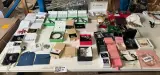 Ca. 46x Sieraden, horloges en accessoires, W.o. BYBORN, Cainté, Inès Rochinha, Massimo Dutti, Heideman En BSKIND – kavel bij Onlineveilingmeester, Hoogeveen