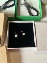 46x Sieraden, horloges en accessoires W.o. BYBORN, Cainté, Inès Rochinha, Massimo Dutti, Heideman en BSKIND – foto 14 – kavel bij Onlineveilingmeester, Hoogeveen
