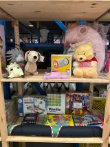 8x Inhoud stellingvak w.o. speelgoed, gezelschapsspellen, hobbyartikelen W.o. Tonies, kikkerland, Ravensburger – foto 7 – kavel bij Onlineveilingmeester, Hoogeveen