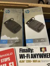 Partij elektronica w.o. HP laptopladers, Devolo WiFi-adapters en diverse projectoren – foto 4 – kavel bij Onlineveilingmeester, Hoogeveen