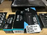 7x Muziekinstrumenten, studio- en audioapparatuur W.o. Devine, Roland – foto 5 – kavel bij Onlineveilingmeester, Hoogeveen