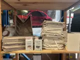 9x Inhoud stellingvak w.o. huishoudelijke artikelen, decoratie en opslagbenodigdheden W.o. Masterpro, Geberit, Yepp, H&M – foto 8 – kavel bij Onlineveilingmeester, Hoogeveen