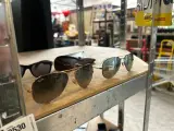3x Zonnebril Ray-Ban – foto 4 – kavel bij Onlineveilingmeester, Hoogeveen