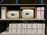 42x RVS melkkan en sanitaire artikelen W.o. Olympia – kavel bij Onlineveilingmeester, Hoogeveen