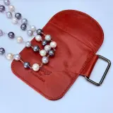 Meerkleurig parelcollier (10mm) met magnetische sluiting – foto 3 – kavel bij Onlineveilingmeester