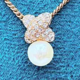 Christian Dior goldplated collier met pendant en strass – kavel bij Onlineveilingmeester