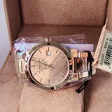 Burberry ‘The City’ Unisex horloge - Full set – foto 2 – kavel bij Onlineveilingmeester