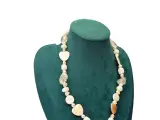 Collier witte jade, zoetwater parels, gepolijst parelmoer en kristallen – foto 4 – kavel bij Onlineveilingmeester