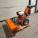 Veegmachine hydraulisch 100cm benzine Kersten, K2000G, bouwjaar 2018 – foto 2 – kavel bij Onlineveilingmeester, Heerenveen