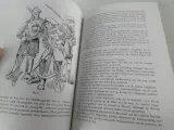 Boeken en vinyl over Leuven en KU Leuven Trivial Pursuit – foto 12 – kavel bij De Kringwinkel, Heverlee