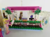LEGO Friends - uitgebreide bouwset met gebouwen en accessoires – foto 11 – kavel bij De Kringwinkel, Heverlee