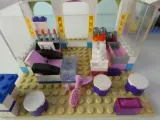 LEGO Friends - uitgebreide bouwset met gebouwen en accessoires – foto 15 – kavel bij De Kringwinkel, Heverlee