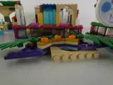 LEGO Friends - uitgebreide bouwset met gebouwen en accessoires – foto 6 – kavel bij De Kringwinkel, Heverlee