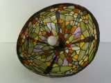 Tiffany-stijl hanglamp met libellenmotief – foto 21 – kavel bij De Kringwinkel, Heverlee