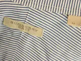 Burberry Brit getailleerd herenoverhemd met fijne blauw-witte streepjes – foto 6 – kavel bij De Kringwinkel, Antwerpen