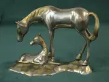 Vintage metalen paardensculptuur van Merrie met Veulen – foto 10 – kavel bij De Kringwinkel, Antwerpen