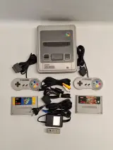 Originele Super Nintendo Entertainment System (SNES) PAL - compleet met doos, 2 controllers & 2 klassiekers – foto 3 – kavel bij De Kringwinkel, Gent